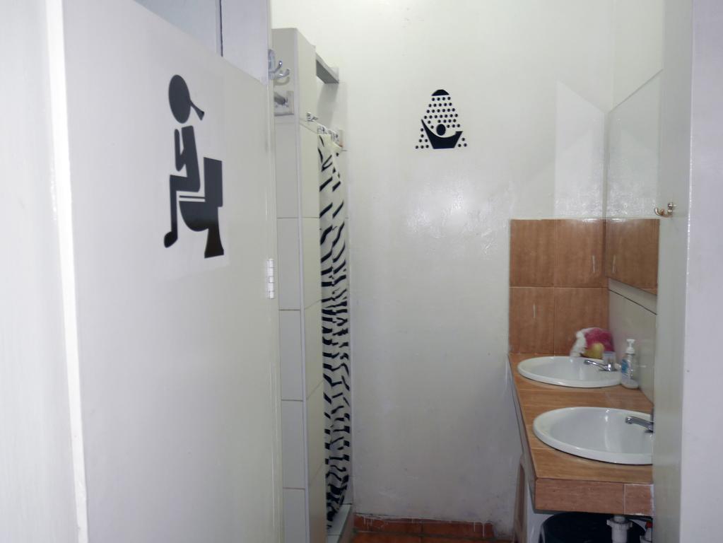 Pirwa Hostel Лима Экстерьер фото